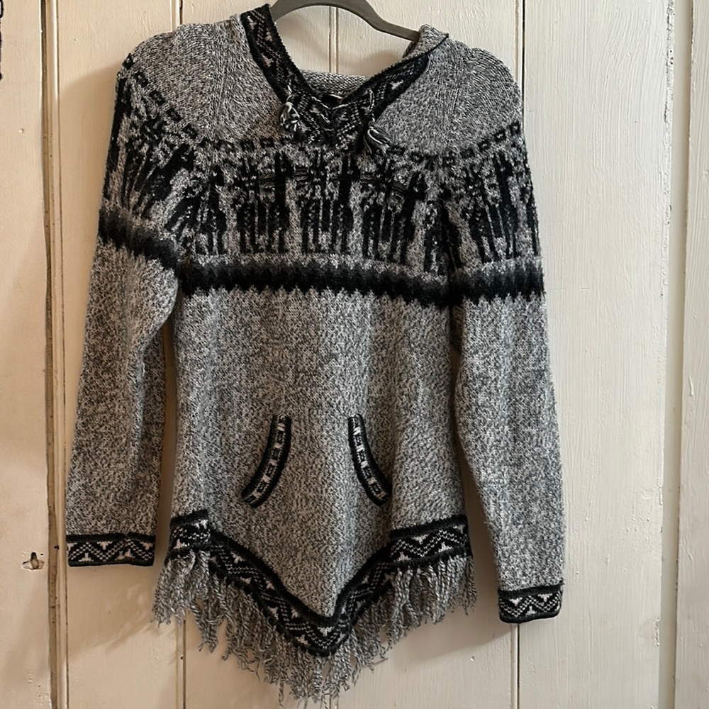 Alpaca wool sweater size small/medium